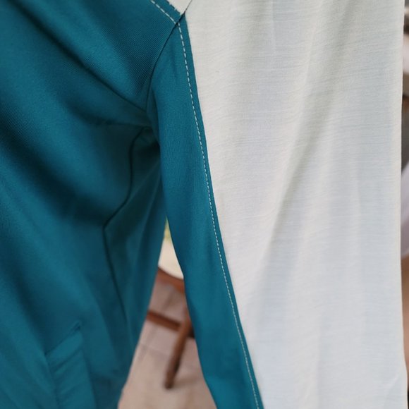 COPY/REFRESH - runDisney zip-up jacket (NWOT) - Picture 2 of 6